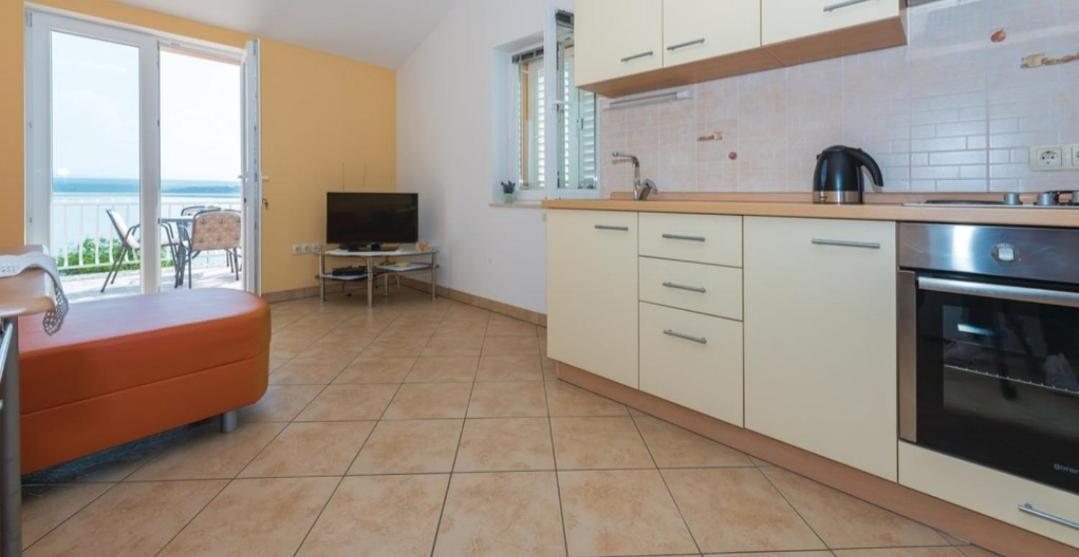 Apartment Petra Raslina Esterno foto