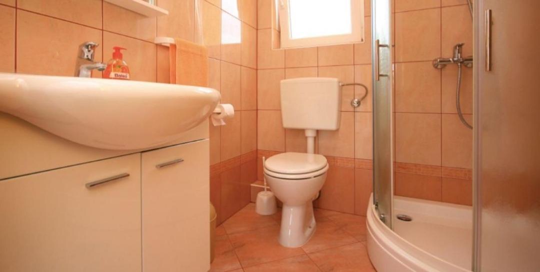 Apartment Petra Raslina Esterno foto